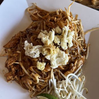 Thai Chaiyo Tustin - Pad Thai Medium Rice Noodles - Thai Near Me - Tustin, California Thai Chaiyo Tustin - Pad Thai Medium Rice Noodles - Thai Near Me - Tustin, California
