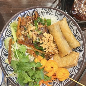 Pho N' Roll - Vermicelli bowl - Vietnamese Near Me - Folsom, California Pho N' Roll - Vermicelli bowl - Vietnamese Near Me - Folsom, California