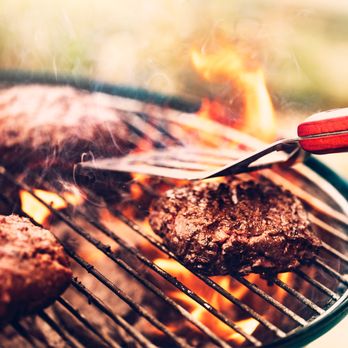 Gelson's Long Beach - burgers cooking on a grill - Grocery Near Me - Long Beach, California Gelson's Long Beach - burgers cooking on a grill - Grocery Near Me - Long Beach, California