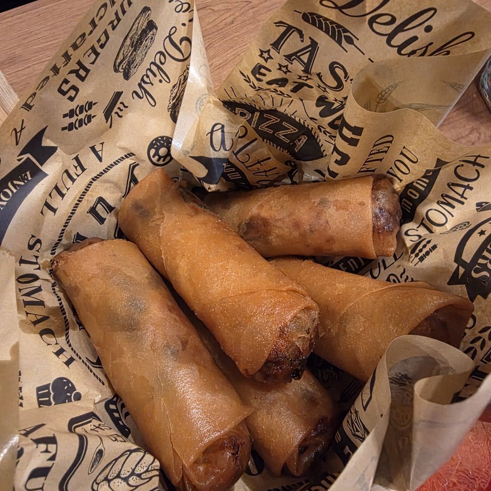 Me’s Kitchen - Egg Rolls - Vietnamese Near Me - Sacramento, California
