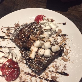 Liberty Tavern - Brownie with marshmallows & Heath crumbles - American Near Me - Quincy, Massachusetts Liberty Tavern - Brownie with marshmallows & Heath crumbles - American Near Me - Quincy, Massachusetts