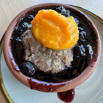 Owamni - Berry cobbler - New American Near Me - Minneapolis, Minnesota Owamni - Berry cobbler - New American Near Me - Minneapolis, Minnesota