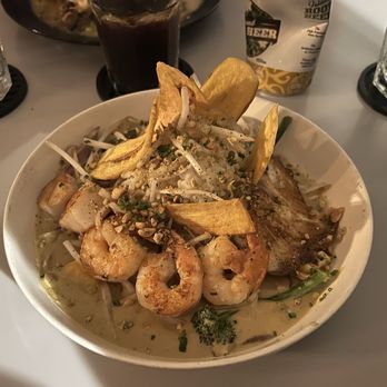 Mala Ocean Tavern - Green Curry Seafood Special - Seafood Near Me - Lahaina, Hawaii Mala Ocean Tavern - Green Curry Seafood Special - Seafood Near Me - Lahaina, Hawaii