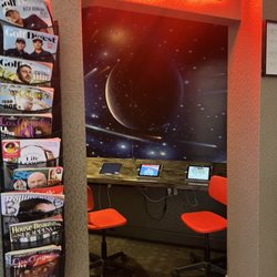 Dr. Dixon's Cali KiDDS Pediatric Dentistry and Orthodontics - They have a great place for the kids to play videos games on ipads before they check in