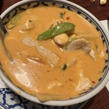 Mintra Thai Cuisine - Red curry - Thai Near Me - Renton, Washington