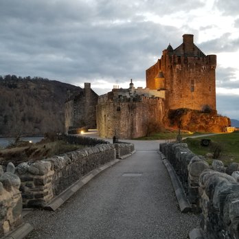 Eilean Donan - Souvenir Shops Near Me - Kyle, HLD