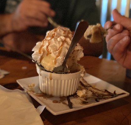 Photo of Chilleen's on 17 - Black Canyon City, AZ, US. Apple pie