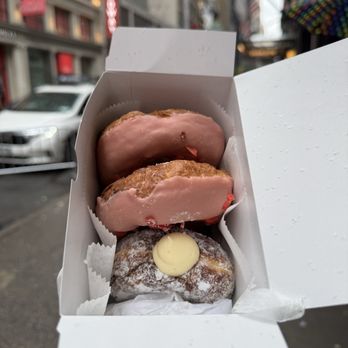 I'm donut ? - Nama custard and strawberry chocolate ring donuts - Donuts Near Me - New York, New York I'm donut ? - Nama custard and strawberry chocolate ring donuts - Donuts Near Me - New York, New York