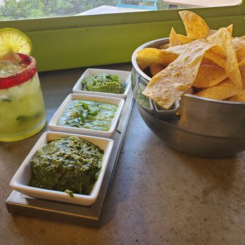 Urban Taco - Ginger Margarita with Salsa Verde Trio - Mexican Near Me - Dallas, Texas Urban Taco - Ginger Margarita with Salsa Verde Trio - Mexican Near Me - Dallas, Texas