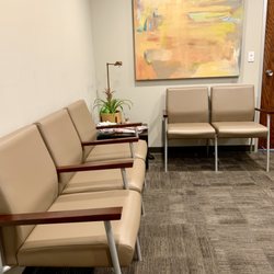 Surinder Saini, MD - Stomach Doctor - Waiting room!