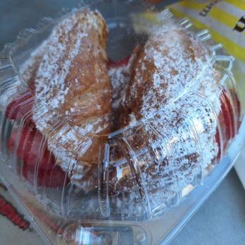 Cream Pan - Strawberry Croissaints. - Bakeries Near Me - Tustin, California