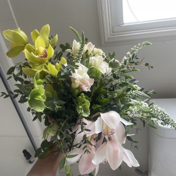 Riley's Flowers - What I got the morning of my wedding! - Florists Near Me - Santa Barbara, California