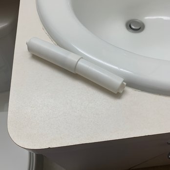 Gateway Inn - Broken cheap toilet paper holder - Hotels Near Me - Merrick, New York