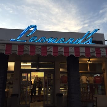 Leonard's Bakery - Look for this sign! - Bakeries Near Me - Honolulu, Hawaii Leonard's Bakery - Look for this sign! - Bakeries Near Me - Honolulu, Hawaii