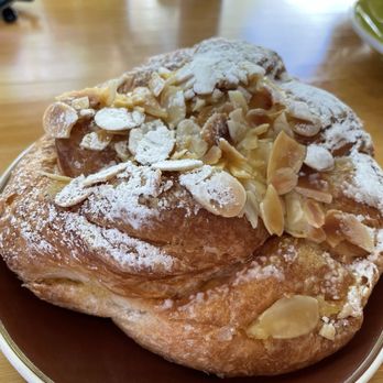 Duboce Park Cafe - Almond croissant (biggest I've ever seen) - Coffee & Tea Near Me - San Francisco, California
