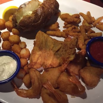 Red Lobster - Admiral's Feast - Seafood Near Me - Thornhill, Ontario