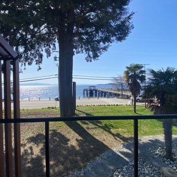 The Oceanside - View from balcony - Hotels Near Me - Sechelt, British Columbia The Oceanside - View from balcony - Hotels Near Me - Sechelt, British Columbia