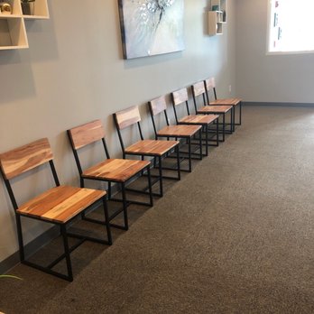 Hernandez Dental Care - Waiting area - Cosmetic Dentists Near Me - Louisville, Kentucky Hernandez Dental Care - Waiting area - Cosmetic Dentists Near Me - Louisville, Kentucky