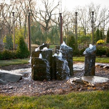 Piedmont Aquascapes - a fountain in a park - Landscaping Near Me Piedmont Aquascapes - a fountain in a park - Landscaping Near Me
