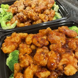 888 Great Wall - General tsos and sesame chicken