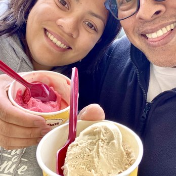 Häagen-Dazs - Alex says her sorbets were delicious! - Juice Bars & Smoothies Near Me - Daly City, California Häagen-Dazs - Alex says her sorbets were delicious! - Juice Bars & Smoothies Near Me - Daly City, California