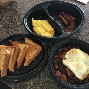 Denny's - The two pictured meals bear little resemblance to the menu. - American Near Me - Kapolei, Hawaii Denny's - The two pictured meals bear little resemblance to the menu. - American Near Me - Kapolei, Hawaii