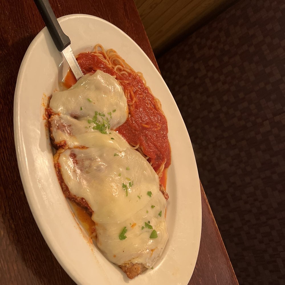 Capri Restaurant - Chicken Parmigiana - Pizza Near Me - Natrona Heights, Pennsylvania