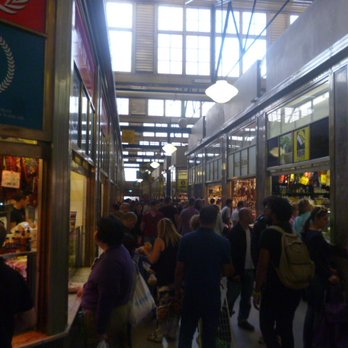 Queen Victoria Market - Inside - Farmers Market Near Me - Melbourne, VIC