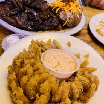 Texas Roadhouse - The onion and porterhouses were excellent. - Steakhouses Near Me - Aurora, Colorado