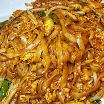 Pilin Thai - Chicken Phad Thai - Thai Near Me - Altamonte Springs, Florida Pilin Thai - Chicken Phad Thai - Thai Near Me - Altamonte Springs, Florida