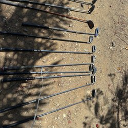 El Legado Golf Club - Random golf rental clubs including a left handed hybrid.