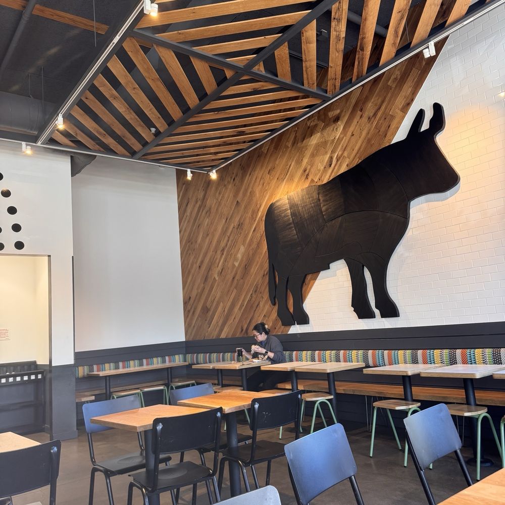 Super Duper Burgers - Burgers Near Me - Concord, California