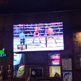 Circus Bar - Sports Bars Near Me - Pompano Beach, Florida