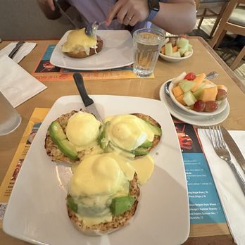 Prestige Diner & Restaurant - Avocado benedict and shukshuka - Diners Near Me - New Providence, New Jersey Prestige Diner & Restaurant - Avocado benedict and shukshuka - Diners Near Me - New Providence, New Jersey