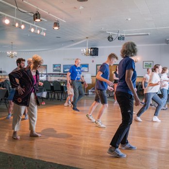 Poland Spring Resort - Theatre Troupe dancing in Dining Room - Resorts Near Me - Poland, Maine