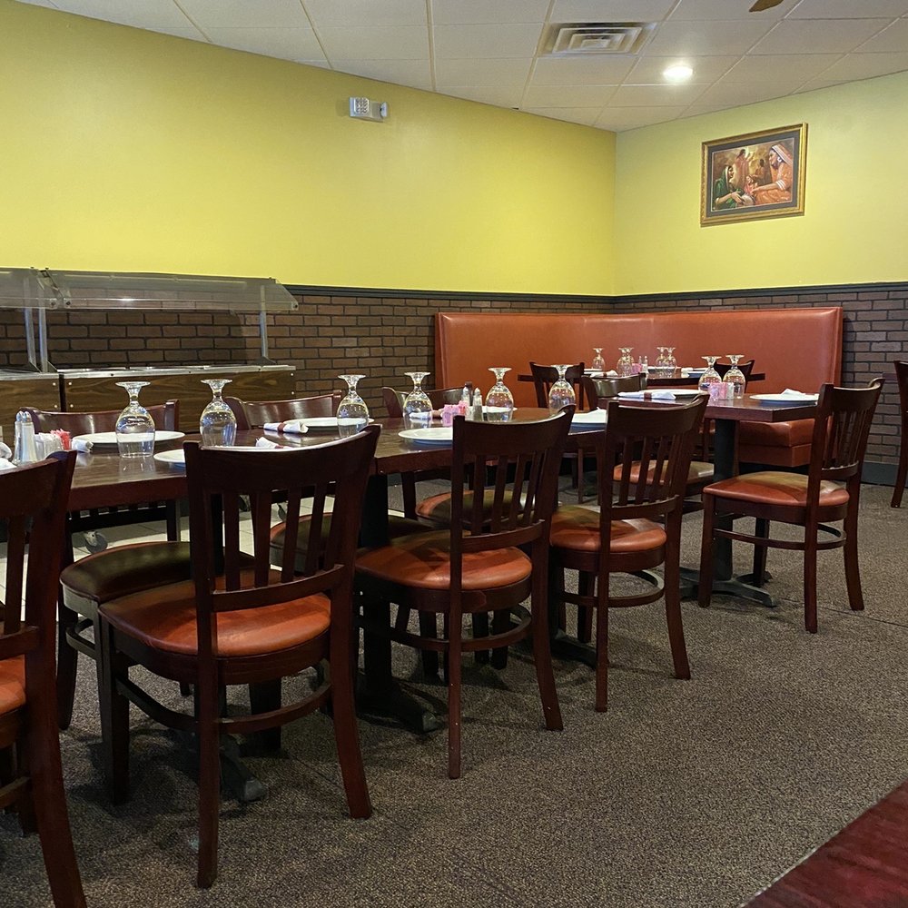 India Palace - the dining area of a restaurant - Indian Near Me - Overland Park, Kansas