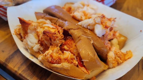 Angie's Lobster and Angie's Prime Grill by null