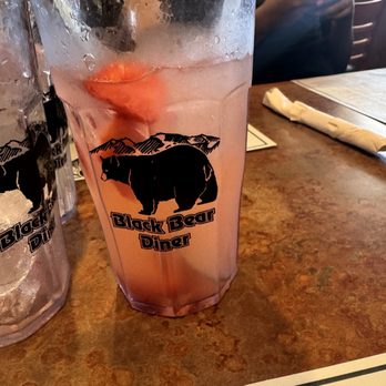 Black Bear Diner Murrieta - Strawberry lemonade - American Near Me - Murrieta, California Black Bear Diner Murrieta - Strawberry lemonade - American Near Me - Murrieta, California