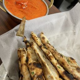 Tikka masala and naan