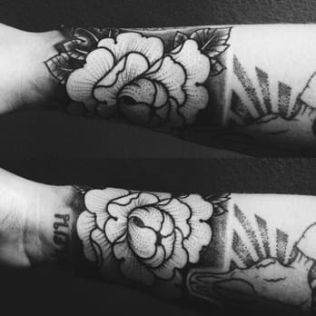 Soular Tattoo And Piercing - Free hand peony ! - Tattoo Near Me - Wailuku, Hawaii Soular Tattoo And Piercing - Free hand peony ! - Tattoo Near Me - Wailuku, Hawaii
