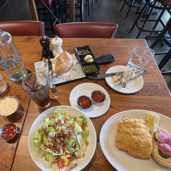 Burtons Grill & Bar - New American Near Me - Alexandria, Virginia Burtons Grill & Bar - New American Near Me - Alexandria, Virginia