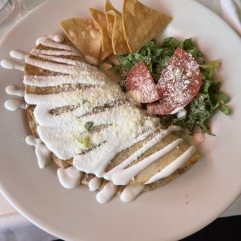 4 Caminos Mexican Restaurant - Steak quesadilla - Mexican Near Me - Ridgewood, New York 4 Caminos Mexican Restaurant - Steak quesadilla - Mexican Near Me - Ridgewood, New York