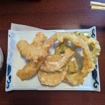Ginza Sushi - Mix Tempura - Sushi Bars Near Me - Honolulu, Hawaii