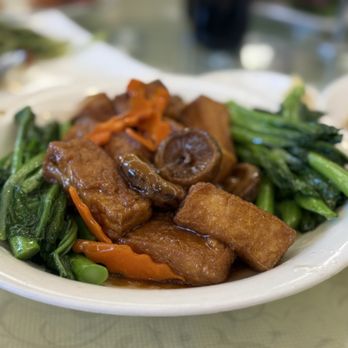 Won Kok Millbrae - braised tofu, mushroom and veggie - Dim Sum Near Me - Millbrae, California