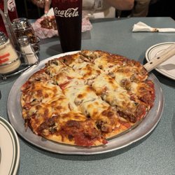 Beggars Pizza - Medium Cheese, sausage and mushrooms