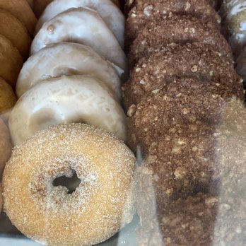 Red's Donuts - Donuts Near Me - Seaside, California Red's Donuts - Donuts Near Me - Seaside, California