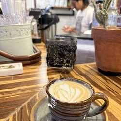 Rose Garden Market & Co. - Cortado