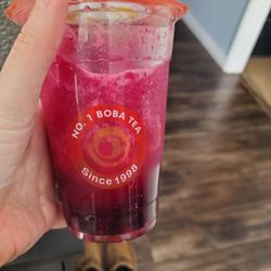 No. 1 Boba Tea Flamingo - Dragon fruit boba slush.