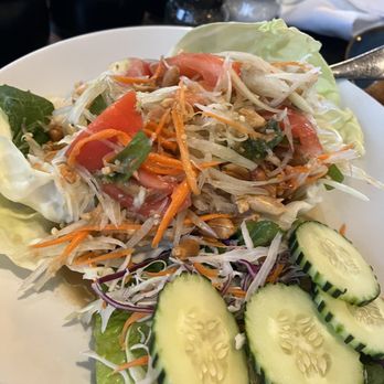 The Lakes Cafe - Papaya Salad - Thai Near Me - Las Vegas, Nevada The Lakes Cafe - Papaya Salad - Thai Near Me - Las Vegas, Nevada