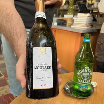 Bell's - Wine by the bottle - French Near Me - Los Alamos, California